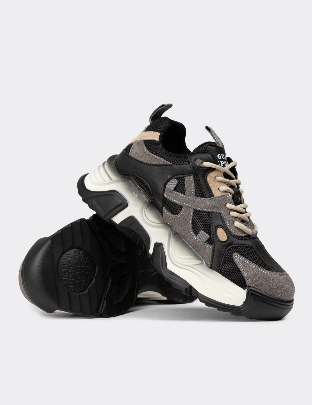 Kadın Siyah Sneaker Ayakkabı - 25371ZSYHC01