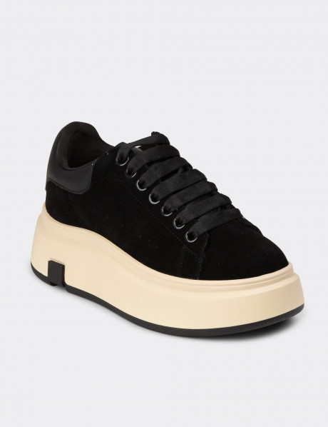 Kadın Hakiki Süet Siyah Sneaker