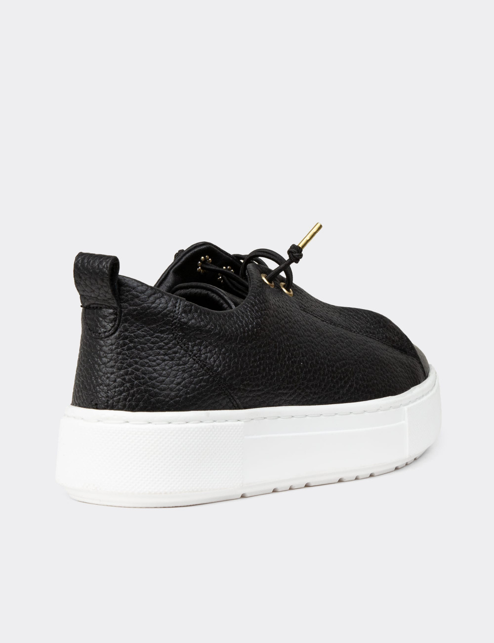 Kadın Siyah Hakiki Deri Sneaker Ayakkabı - R2401ZSYHC01