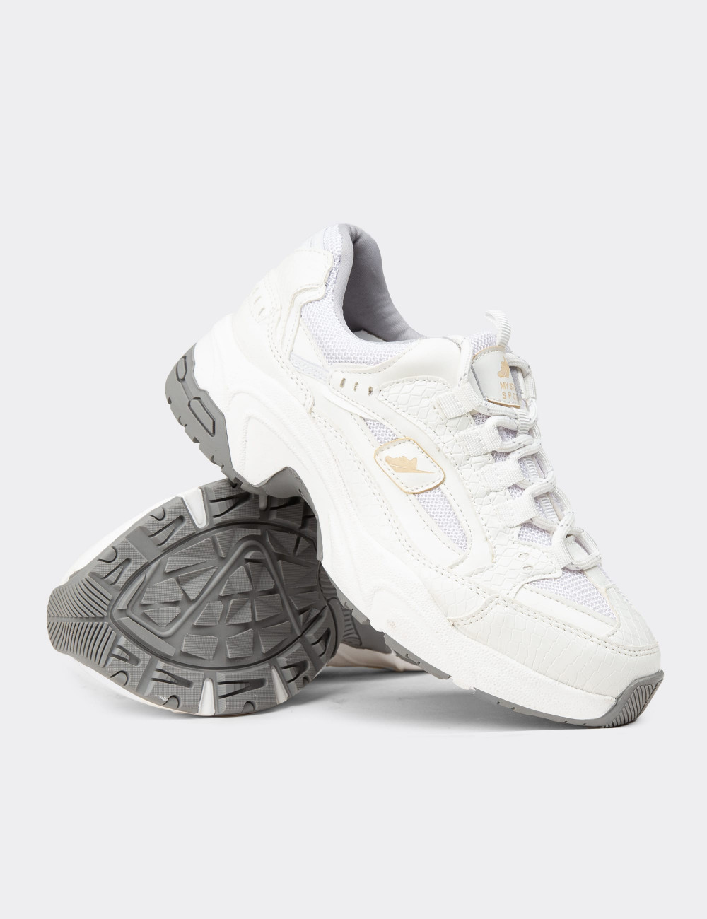 Kadın Beyaz Sneaker Ayakkabı - 34142ZBYZC01