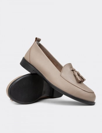 Kadın Bej Hakiki Deri Püsküllü Loafer - R2504ZBEJC01