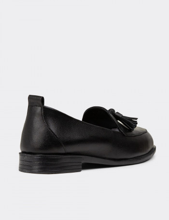 Kadın Siyah Hakiki Deri Püsküllü Loafer - R2504ZSYHC01