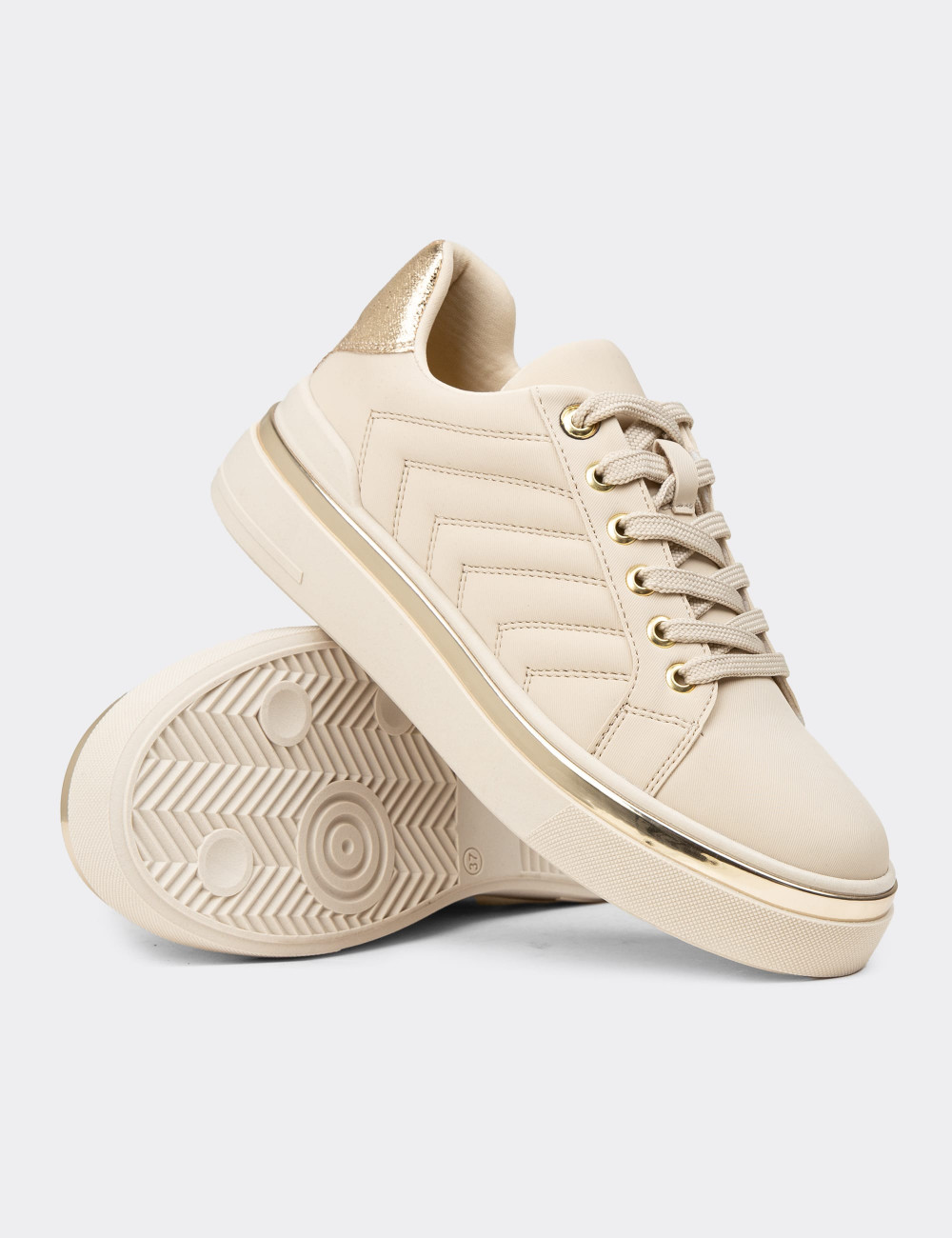 Kadın Bej Sneaker Ayakkabı - K2200ZBEJC01