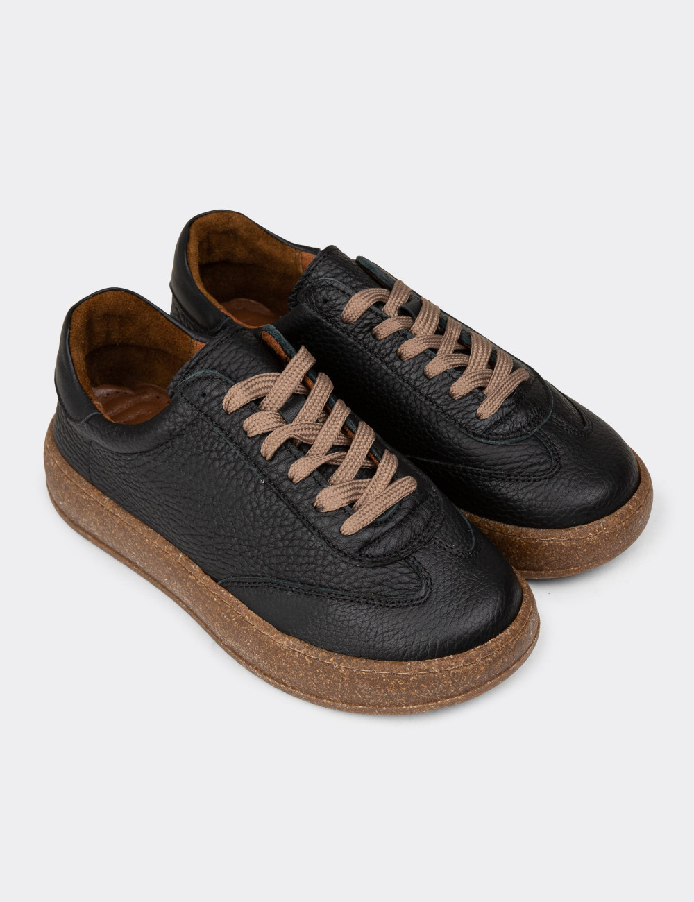 Kadın Hakiki Deri Siyah Sneaker Ayakkabı - SE620ZSYHC01