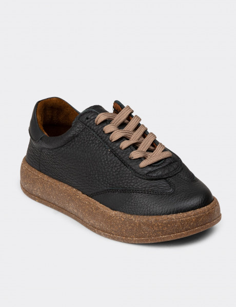 Kadın Hakiki Deri Siyah Sneaker Ayakkabı