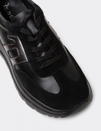 Kadın Siyah Hakiki Deri Sneaker Ayakkabı