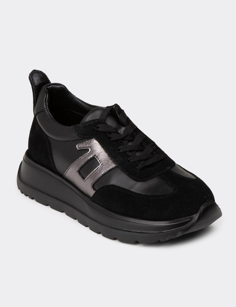 Kadın Siyah Hakiki Deri Sneaker Ayakkabı - M0510ZSYHE01