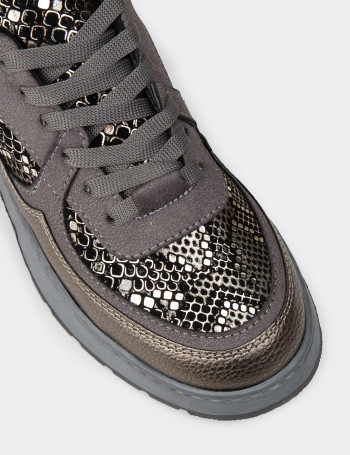 Kadın Gri Sneaker Ayakkabı - K0203ZGRIE01