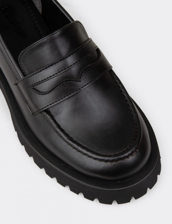 Kadın Siyah Loafer Ayakkabı - KP004ZSYHE01