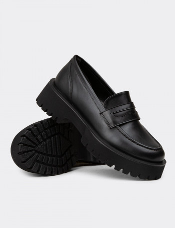 Kadın Siyah Loafer Ayakkabı - KP004ZSYHE01