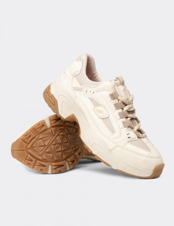 Kadın Bej Sneaker Ayakkabı - 34142ZBEJC01