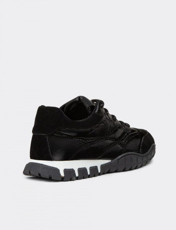 Kadın Siyah Sneaker Ayakkabı - 55157ZSYHC01
