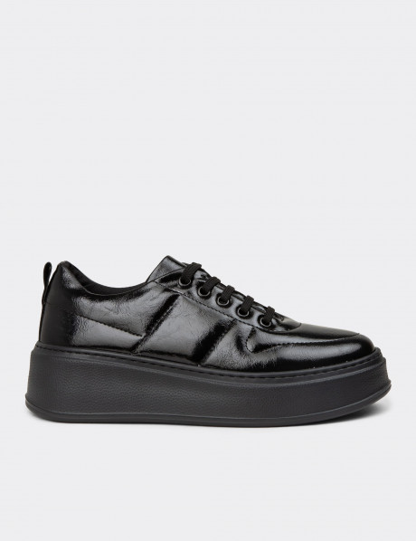 Kadın Vintage Rugan Siyah Sneaker Ayakkabı