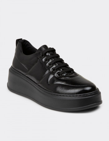 Kadın Vintage Rugan Siyah Sneaker Ayakkabı