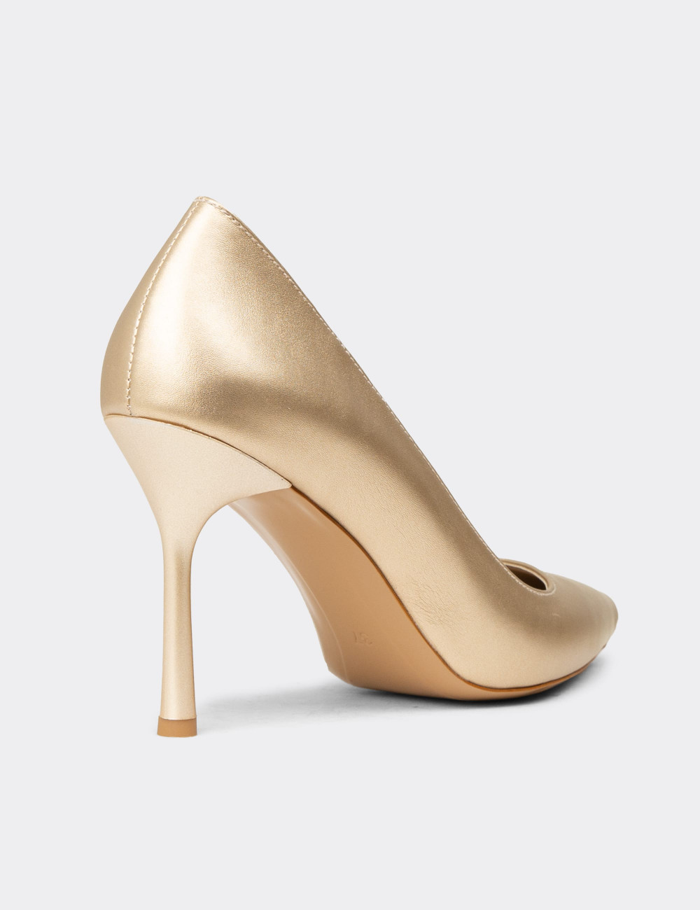 Kadın Altın Rengi Stiletto Topuklu Ayakkabı - P4539ZALTM01