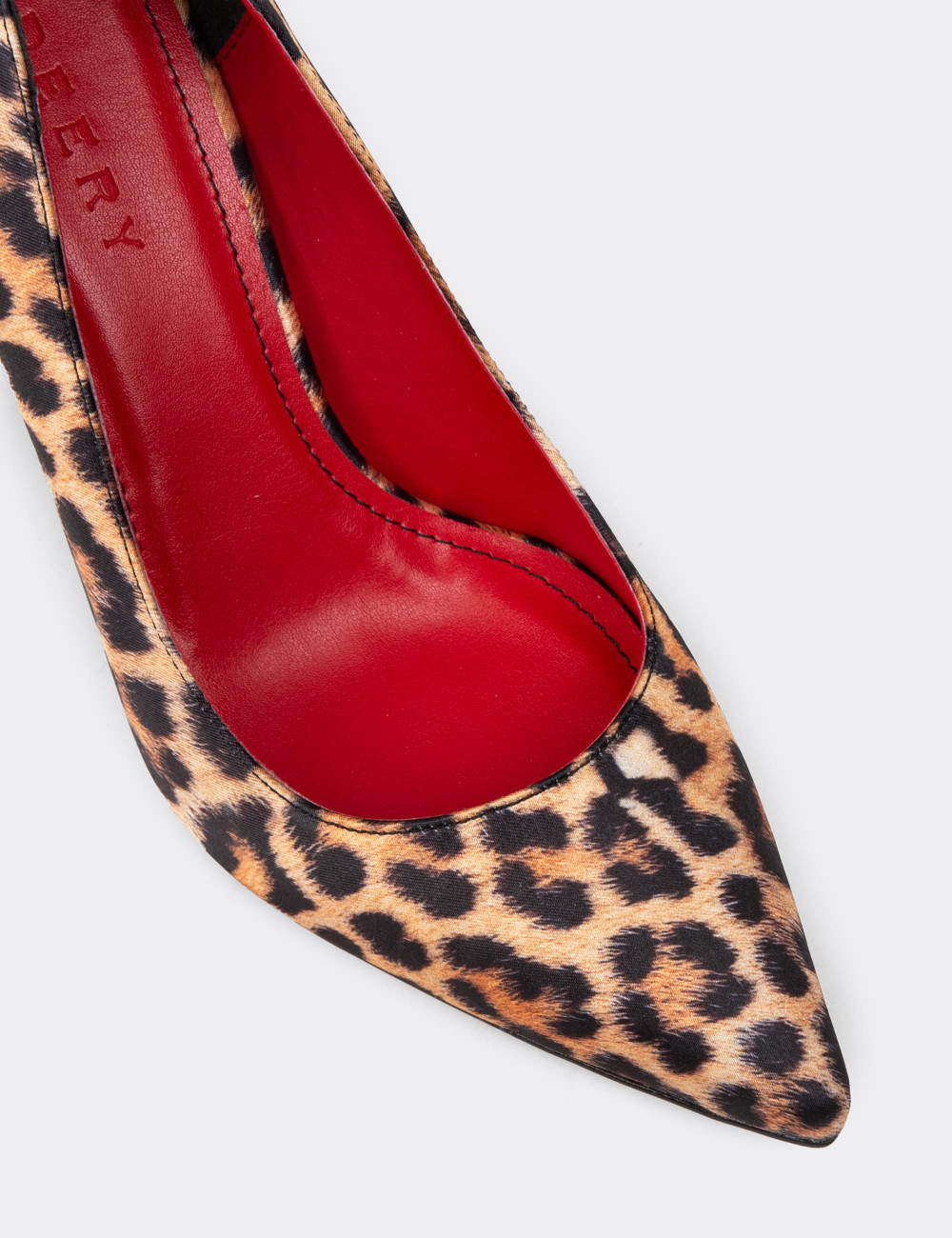 Kadın Leopar Desenli Stiletto Topuklu Ayakkabı - P4539ZLPRM01