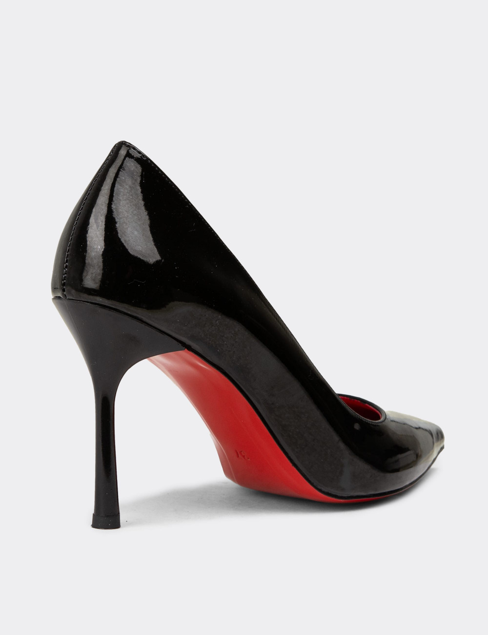 Kadın Rugan Siyah Stiletto Topuklu Ayakkabı - P4539ZSYHM01