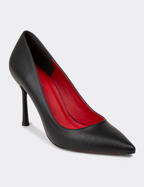 Kadın Siyah Stiletto Topuklu Ayakkabı