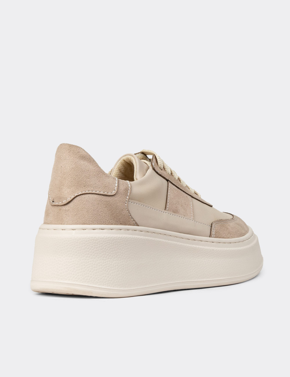 Kadın Bej Renk Sneaker Ayakkabı - CE488ZBEJC01