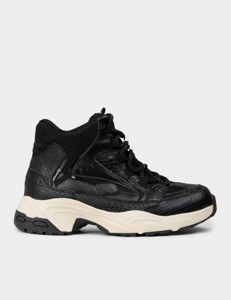 Kadın Siyah Sneaker Bot