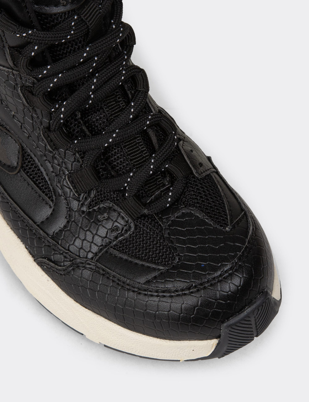 Kadın Siyah Sneaker Bot - 34150ZSYHC01