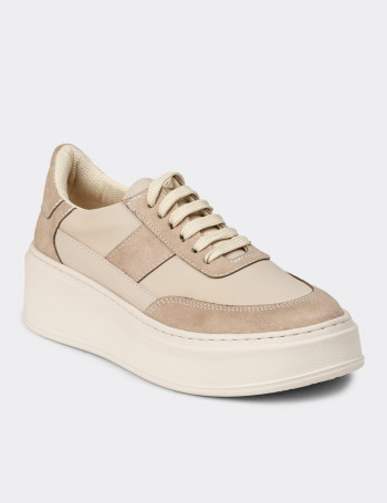 Kadın Bej Renk Sneaker Ayakkabı