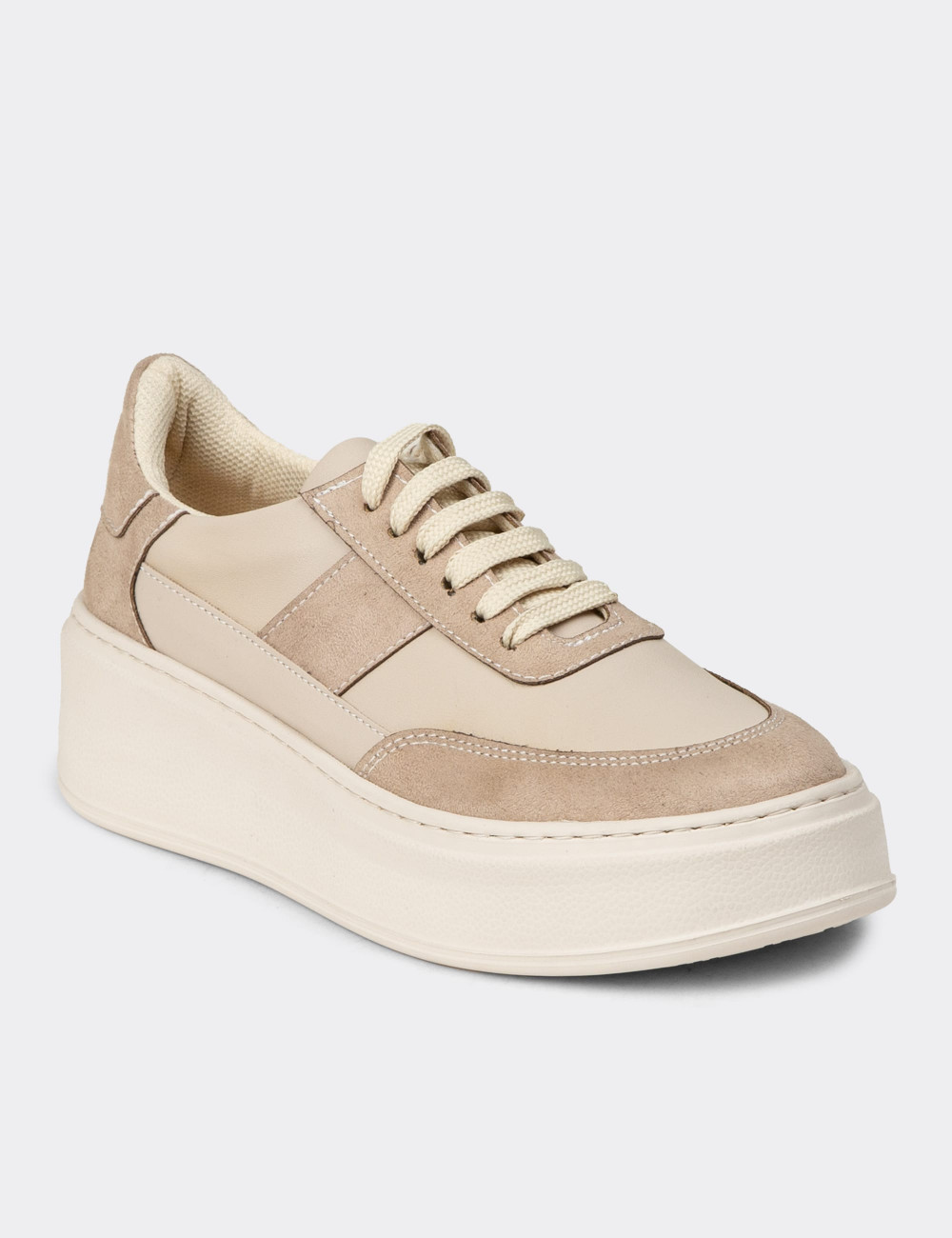 Kadın Bej Renk Sneaker Ayakkabı - CE488ZBEJC01