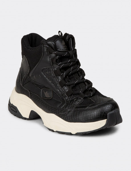 Kadın Siyah Sneaker Bot