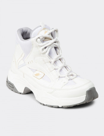 Kadın Beyaz Sneaker Bot