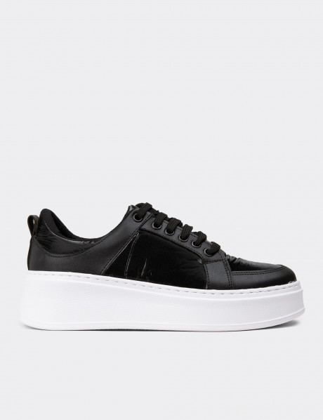 Kadın Siyah Sneaker Ayakkabı