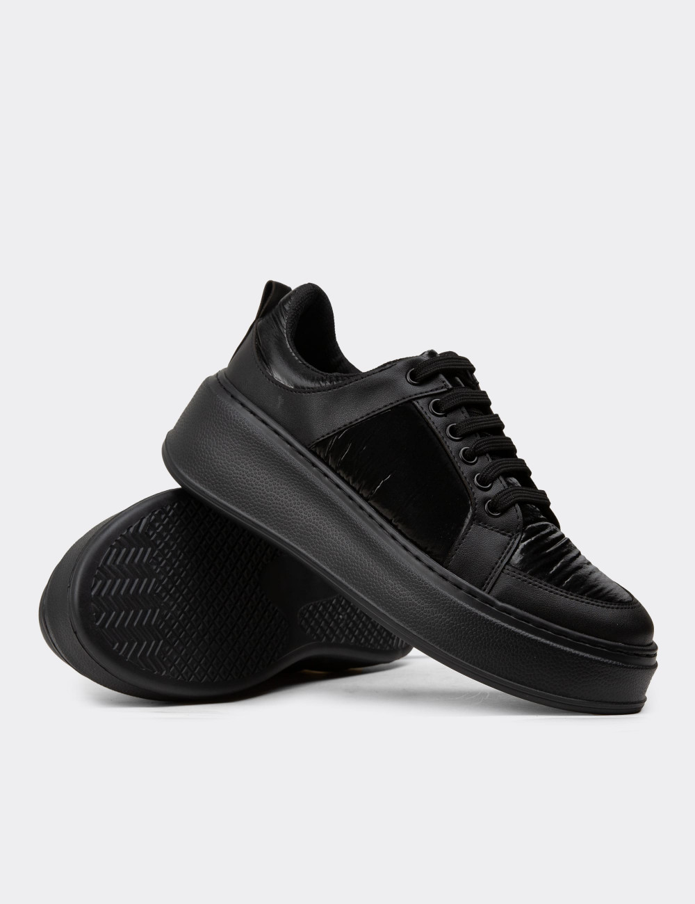 Kadın Siyah Sneaker Ayakkabı - CE491ZSYHC01