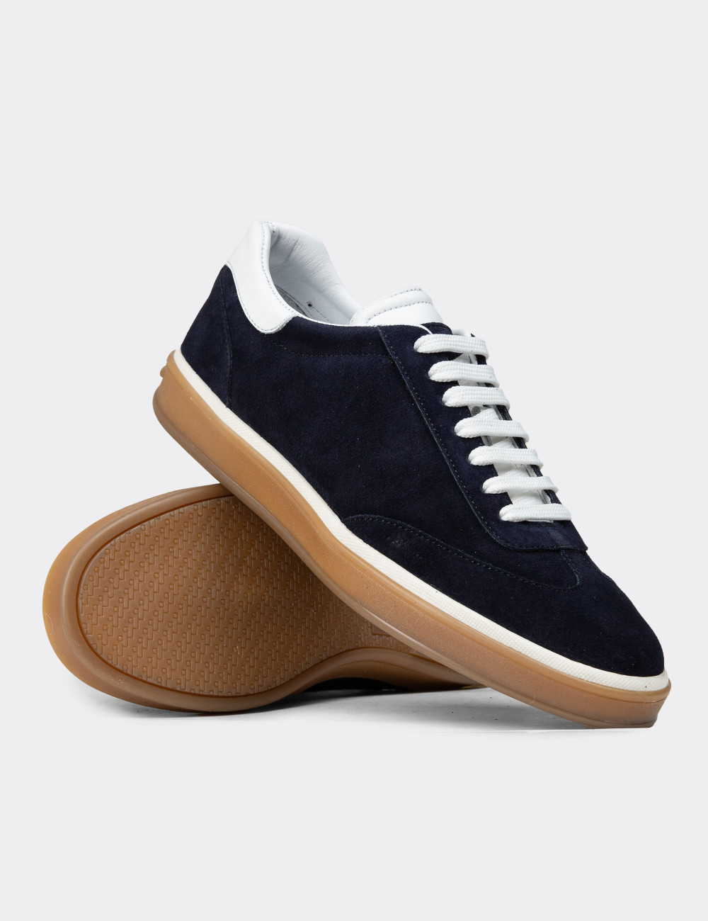 Erkek Lacivert Hakiki Süet Sneaker Ayakkabı - 01997MLCVC03