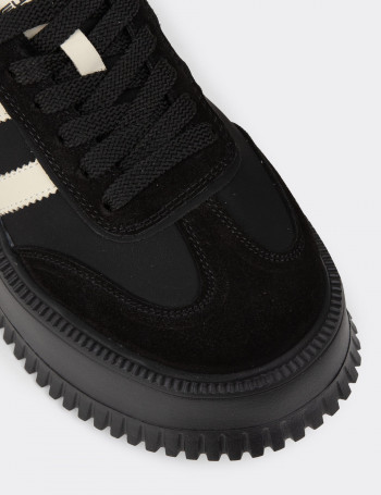 Kadın Siyah Hakiki Süet Platform Sneaker - E8031ZSYHC01