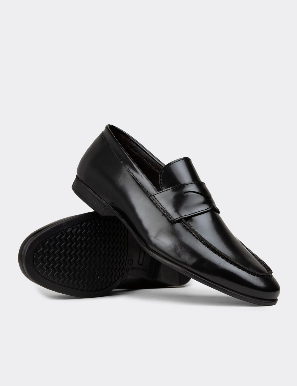 Erkek Hakiki Deri Siyah Loafer Ayakkabı - 01988MSYHC03