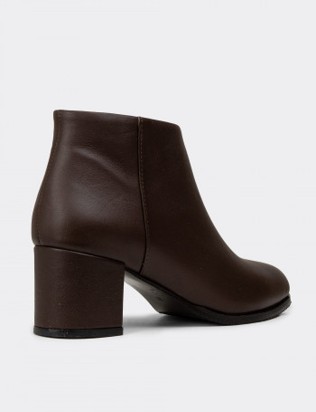 Kadın Hakiki Deri Kahverengi Fermuarlı Bot - A3324ZKHVC01