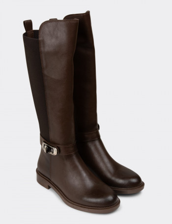 Kadın Kahverengi Toka Aksesuarlı Bot - K8020ZKHVC01