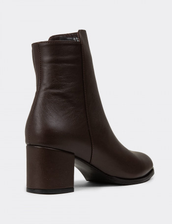 Kadın Kahverengi Hakiki Deri Fermuarlı Bot - A5810ZKHVC01