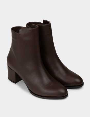 Kadın Kahverengi Hakiki Deri Fermuarlı Bot - A5810ZKHVC01