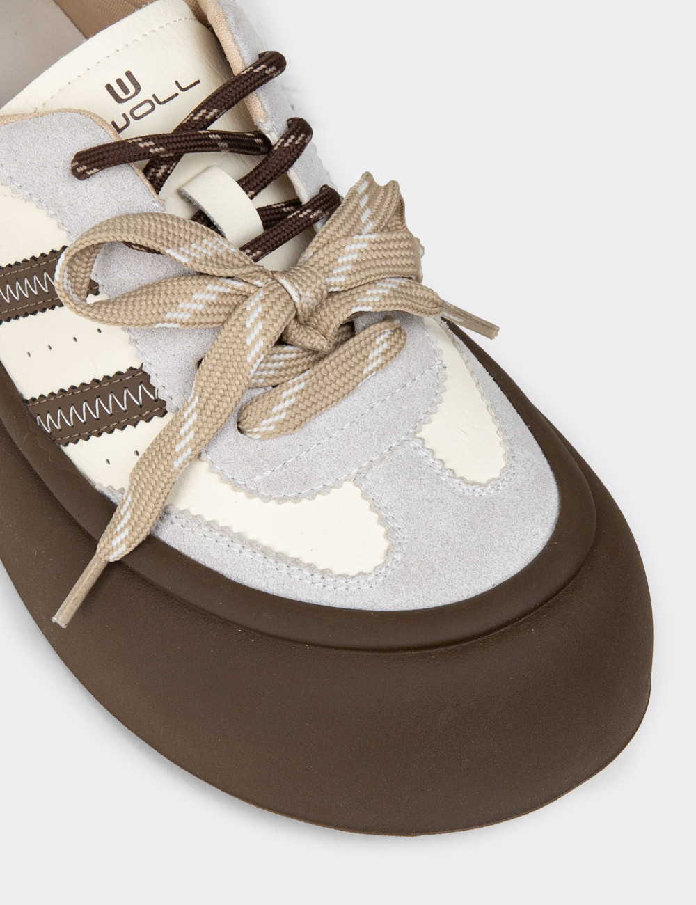 Kadın Bej Sneaker Ayakkabı - E8004ZBEJC01