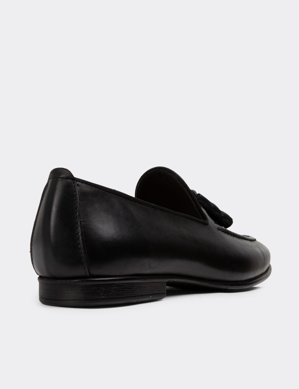 Erkek Hakiki Deri Siyah Püsküllü Loafer - 01701MSYHC46