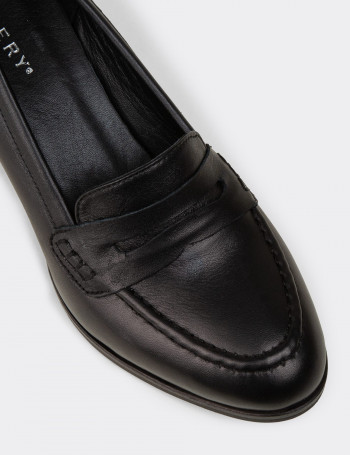 Kadın Hakiki Deri Siyah Topuklu Makosen - A3440ZSYHM01