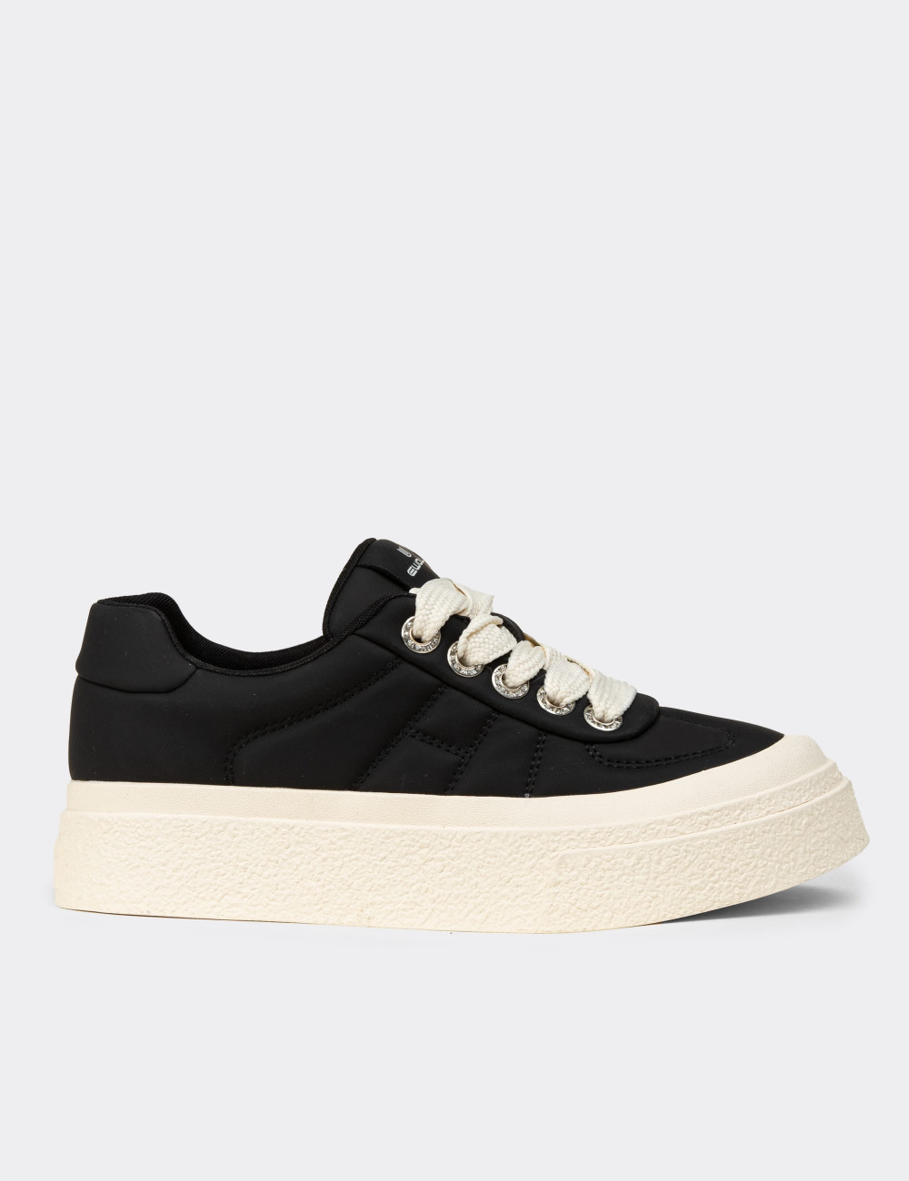 Kadın Siyah Sneaker Ayakkabı - E8020ZSYHC01