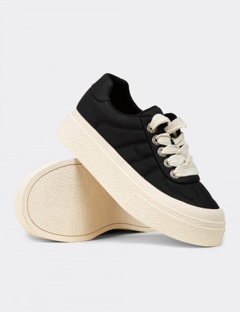 Kadın Siyah Sneaker Ayakkabı - E8020ZSYHC01