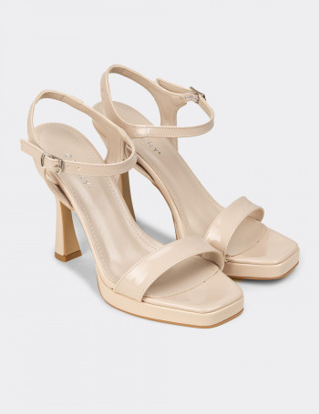 Kadın Rugan Bej Abiye Ayakkabı - SM198ZBEJM01