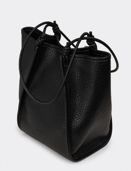 Siyah Kadın Omuz Çantası