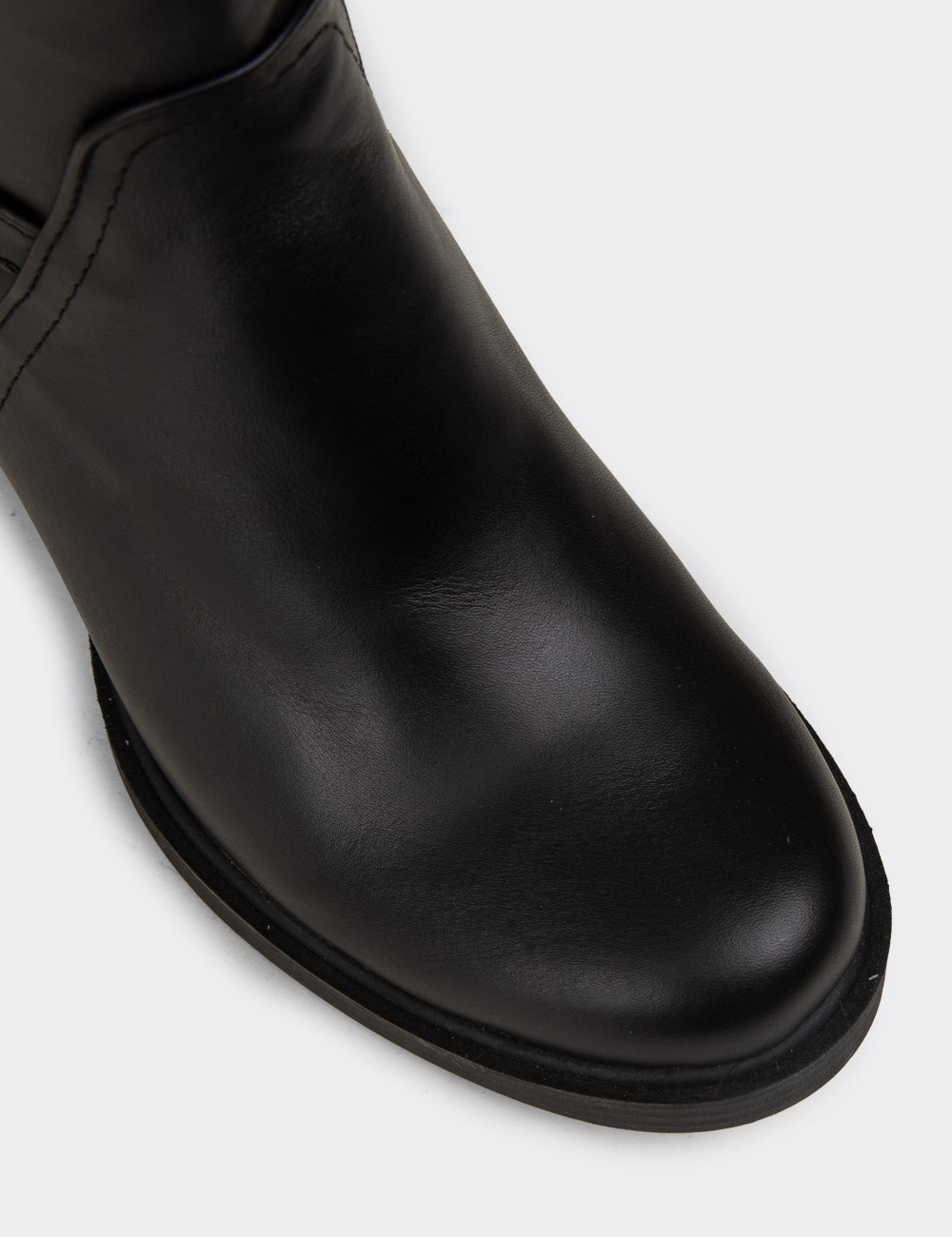 Kadın Hakiki Deri Siyah Fermuarlı Çizme - M3102ZSYHC01 Kadın Hakiki Deri Siyah Fermuarlı Çizme - M3102ZSYHC01