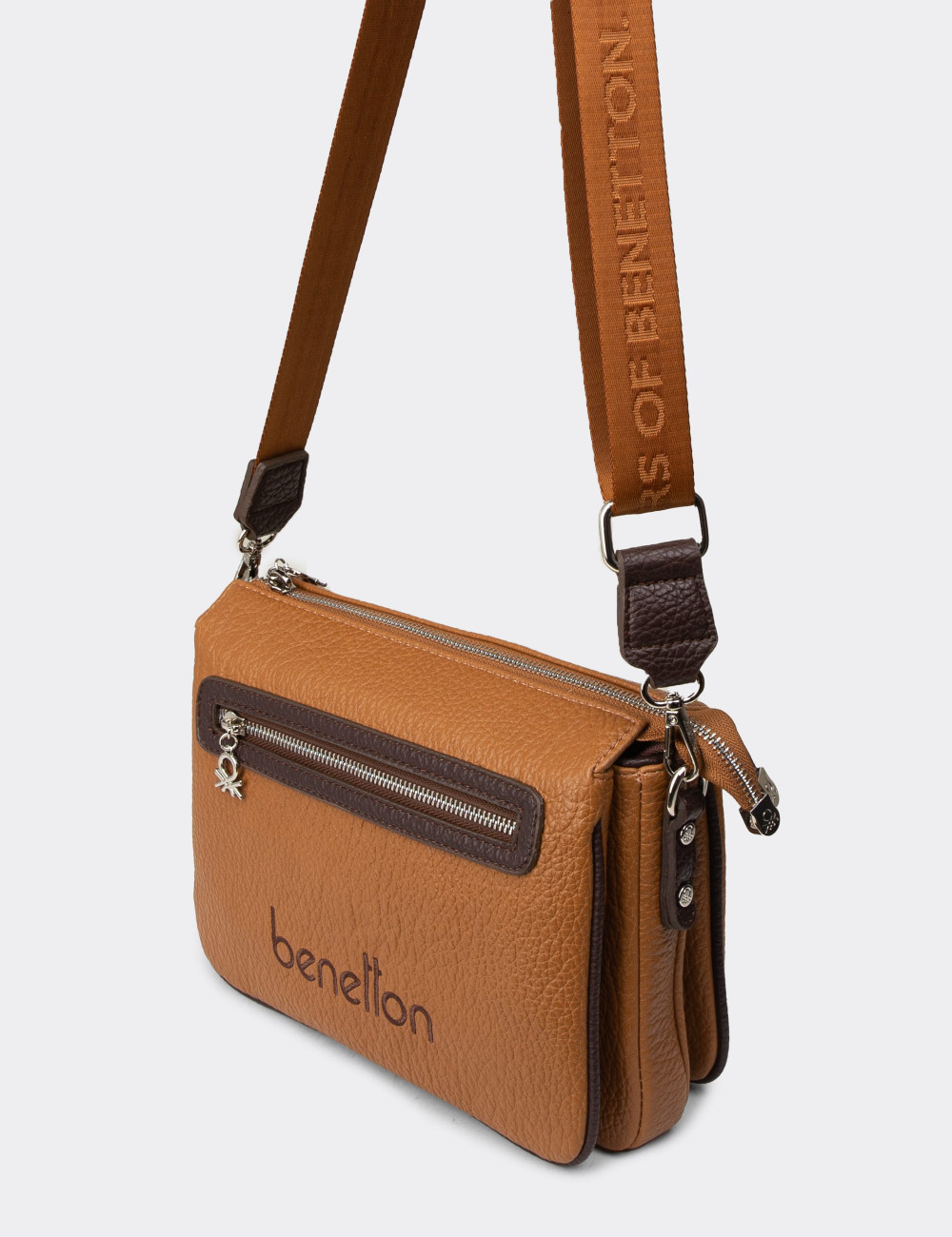 Benetton Taba Rengi Kadın Omuz Çantası - B1662ZTBAY01 Benetton Taba Rengi Kadın Omuz Çantası - B1662ZTBAY01