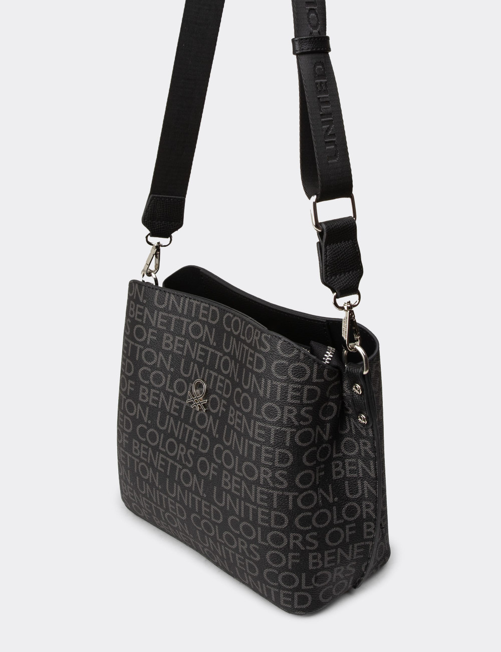 Benetton Siyah Kadın Omuz Çantası - B1689ZSYHY01 Benetton Siyah Kadın Omuz Çantası - B1689ZSYHY01