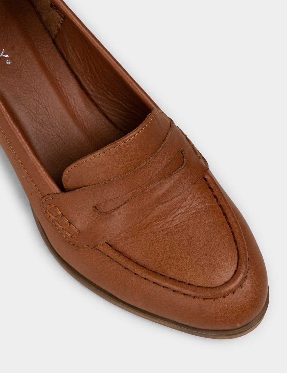 Kadın Hakiki Deri Taba Rengi Topuklu Makosen - A3440ZTBAM01