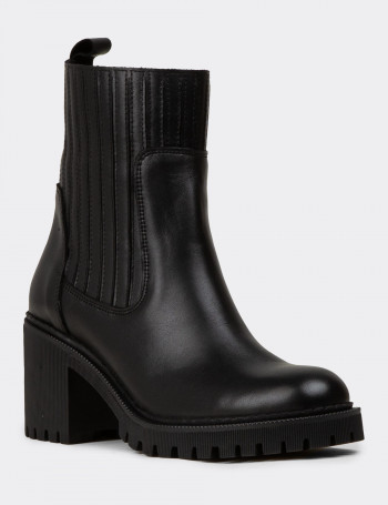 Kadın Hakiki Deri Siyah Bot